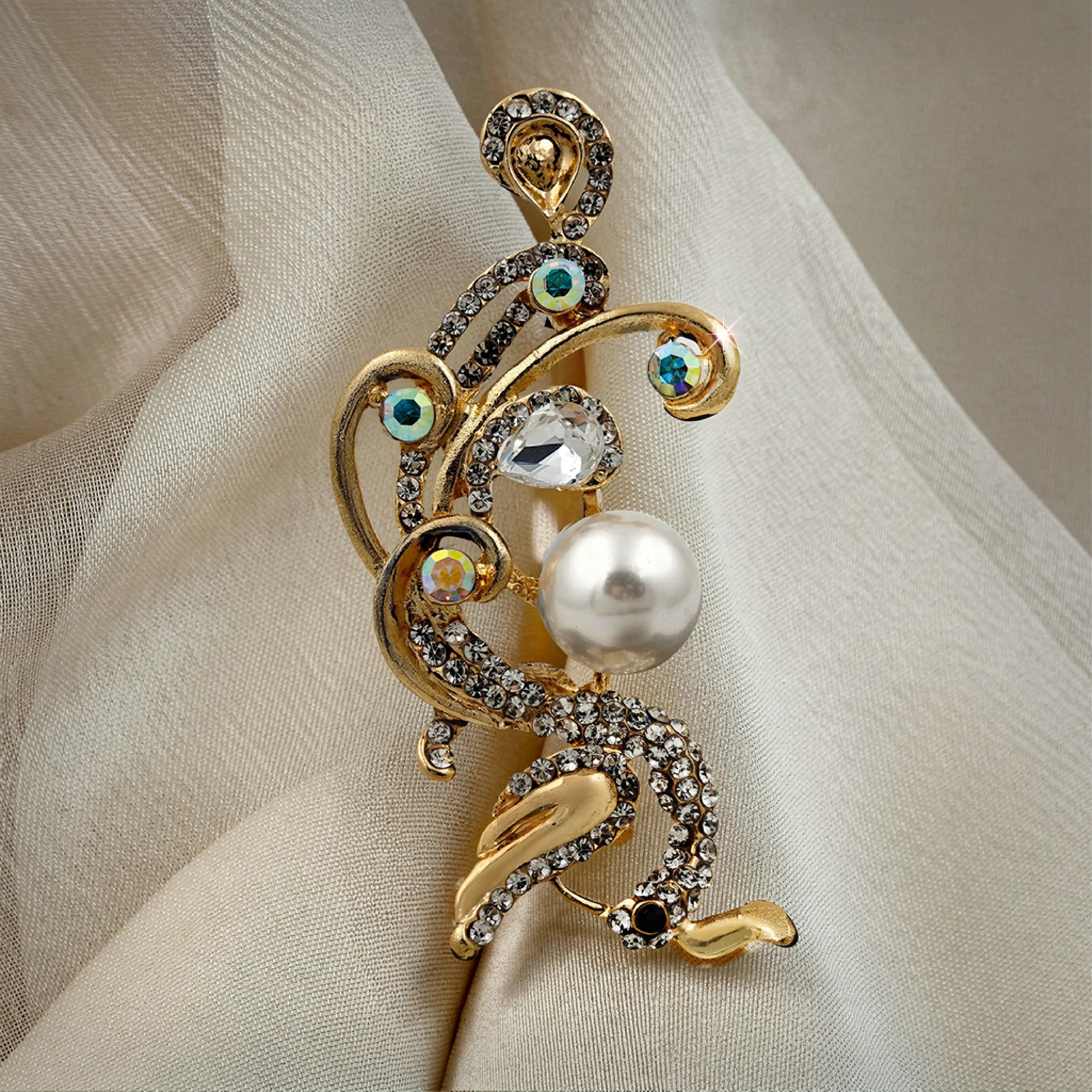 Rose gold tone Pearl Swirl Brooch