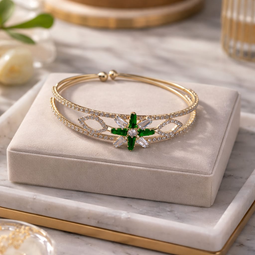 Emerald Star Luxe Bracelet