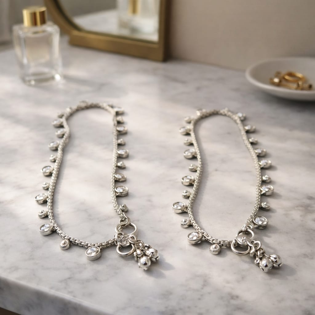 Contemporary Silver-Plated Solitaire Anklets