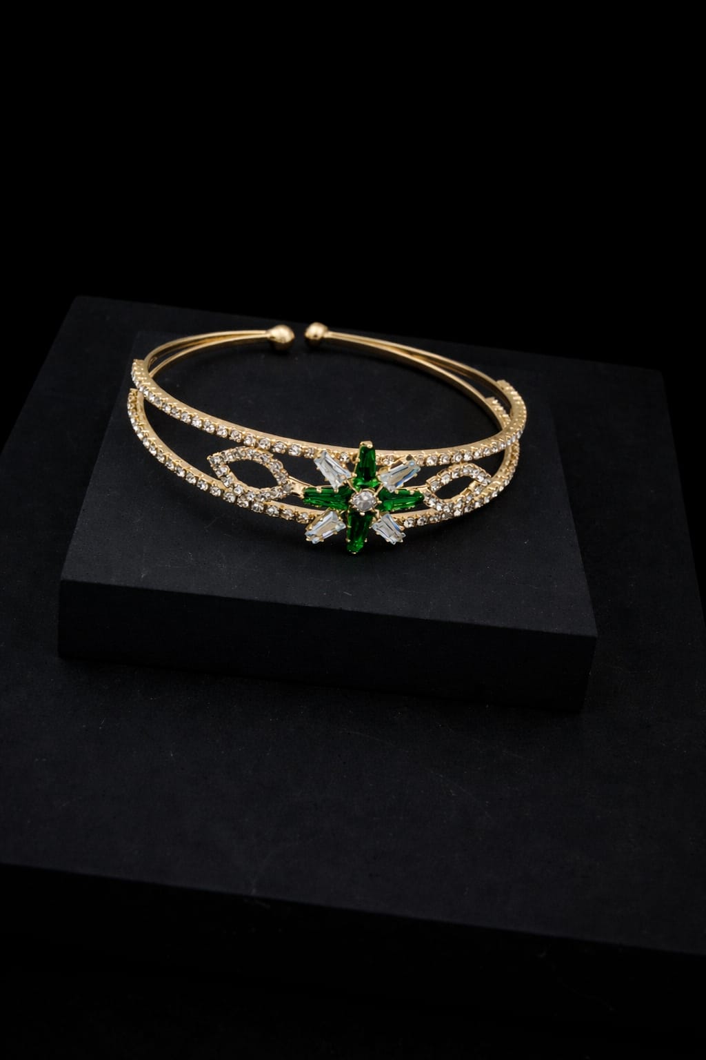Emerald Star Luxe Bracelet