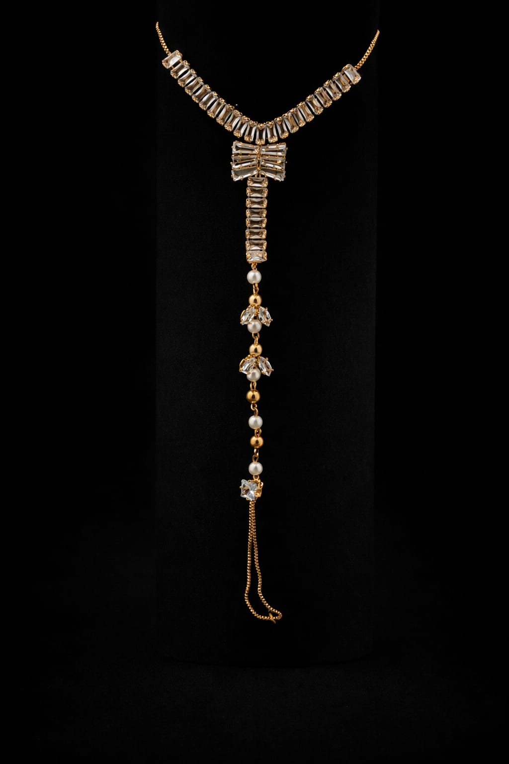 Imperial Baguette & Pearl Hand Chain
