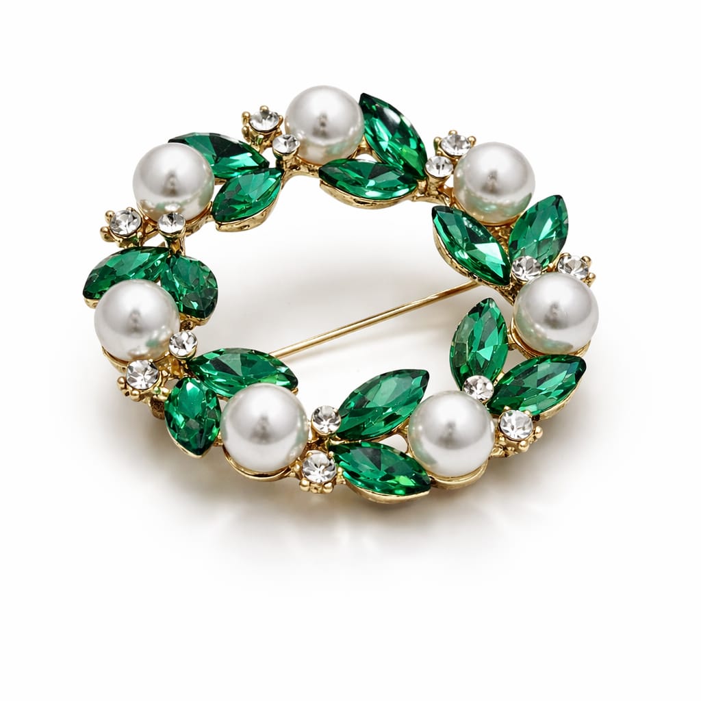 Emerald Lvy Wreath Brooch