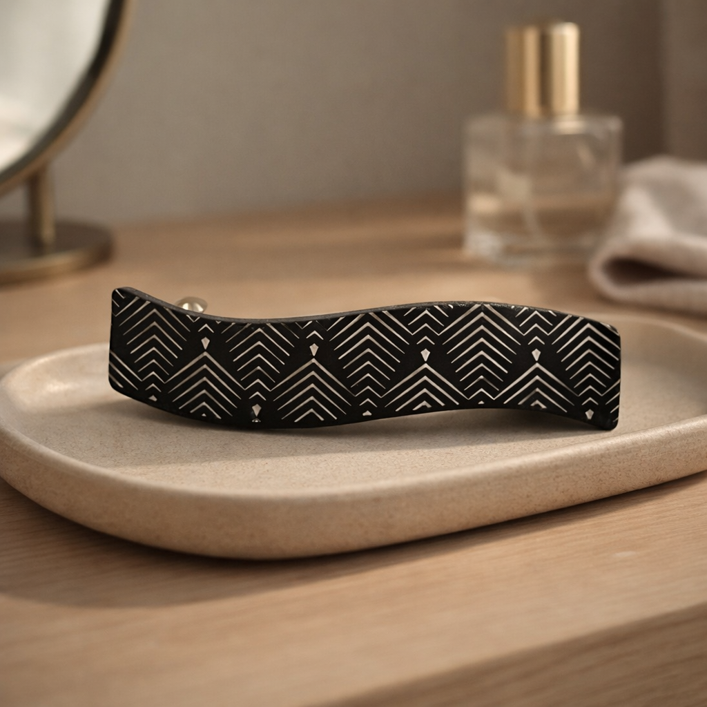 Noir Chevron Wave Barrette